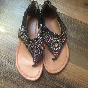 CUPCAKE SANDALS (KIDS) SZ 2.5 💗